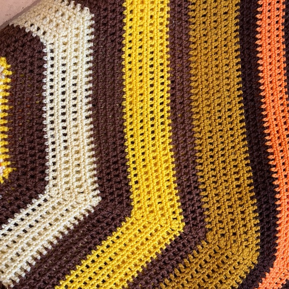 granny afghan | vintage handmade crochet throw blanket retro unique Roseanne MCM - Picture 11 of 11